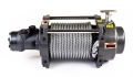 Wyciągarka hydrauliczna z lśniącą stalową liną z boku DRAGON WINCH