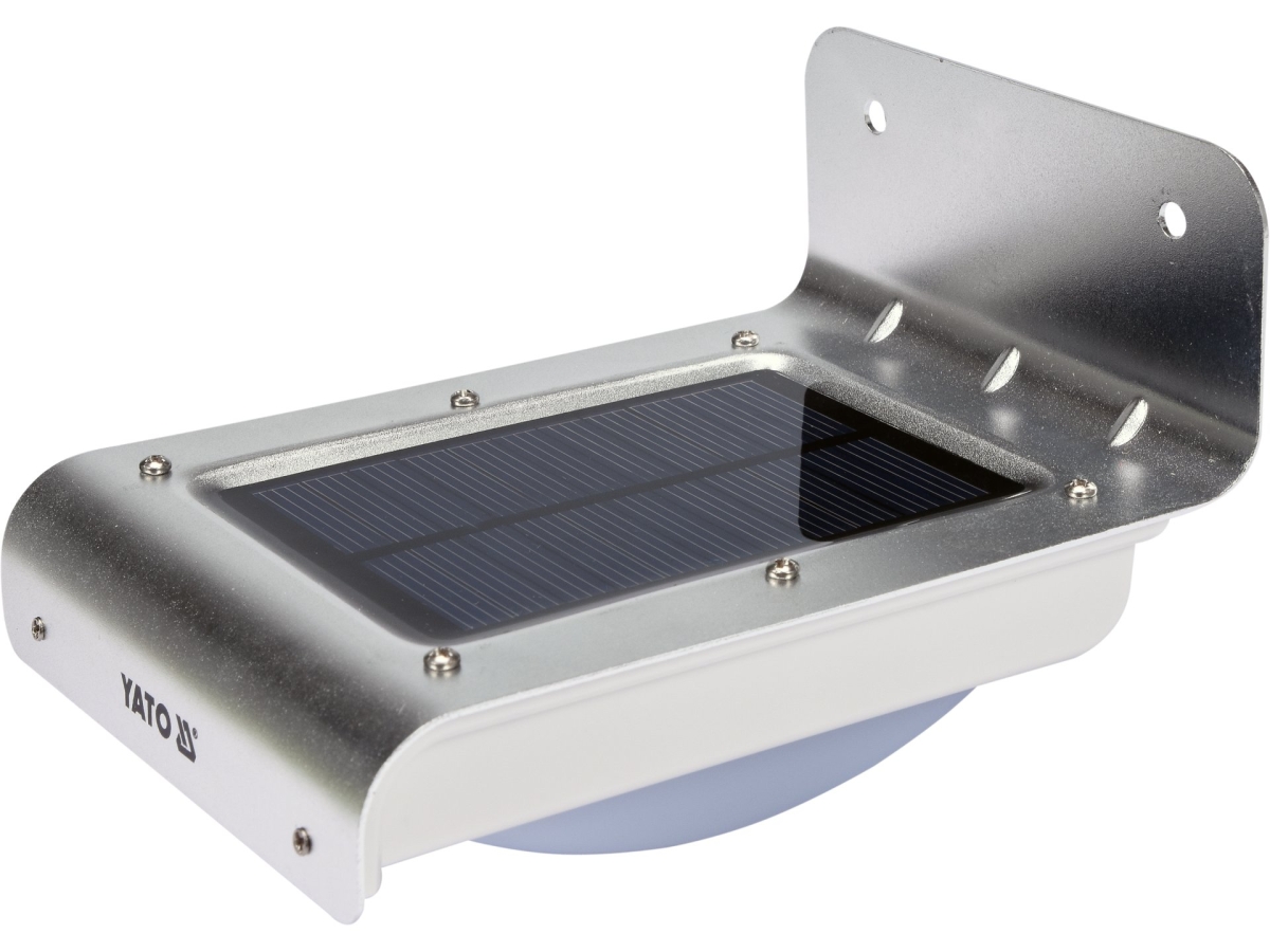 Lampa solarna ścienna z panelem słonecznym i metalową płytką montażową, widok z przodu YATO YT-81855