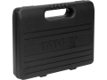 Czarna plastikowa walizka transportowa z logo YATO na froncie YT-73024