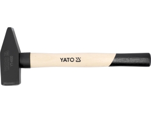 Młotek ślusarski YATO 2000g 2kg z drewnianym trzonkiem YT-4500
